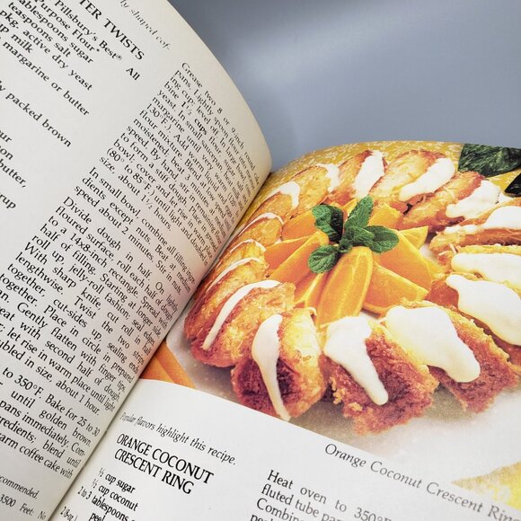 Holiday Recipes Bundle Lot of 5 Cookbook and Magazines bon appetit Becky Crocker - Picture 4 of 16